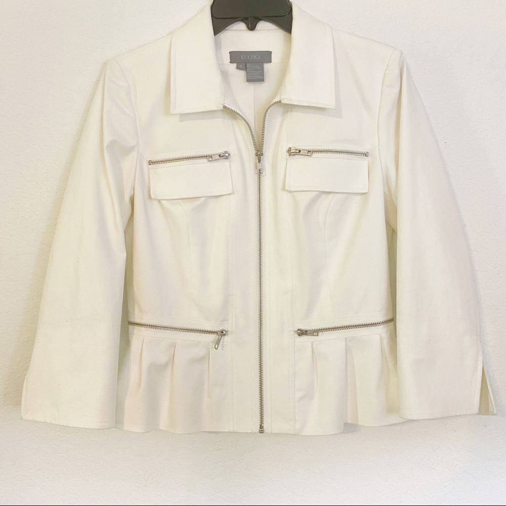 Eccoci Jacket size 6 White Zipper Details Lined